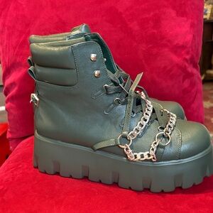 Cape Robbin Green Combat Boots with Chains
